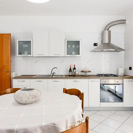 Casa Dany - Alba - Family Apartment Guarene
